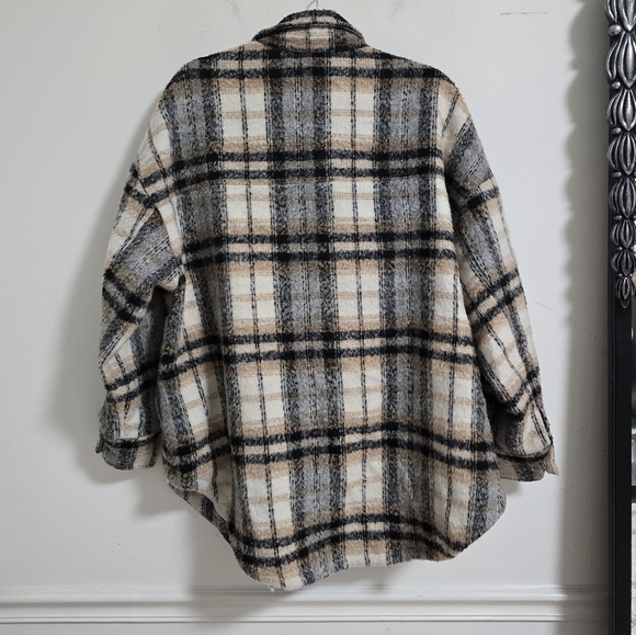 Good American plaid neutral oversized shacket size L/XL - Picture 7 of 9